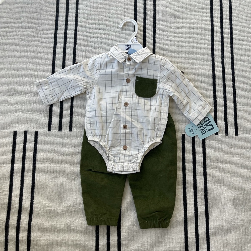 Baby Outfit, Plaid & Green Corduroy pants, size 0-3 months